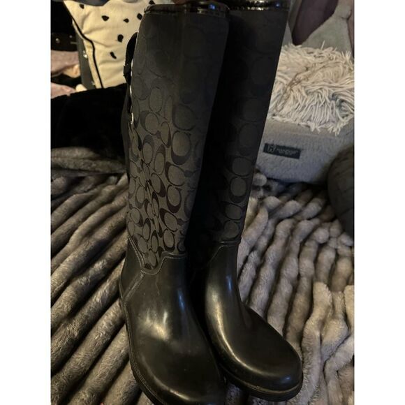 Black coach signature jacuard fabric lace up rain boots/shoes 37/7 - Picture 8 of 9